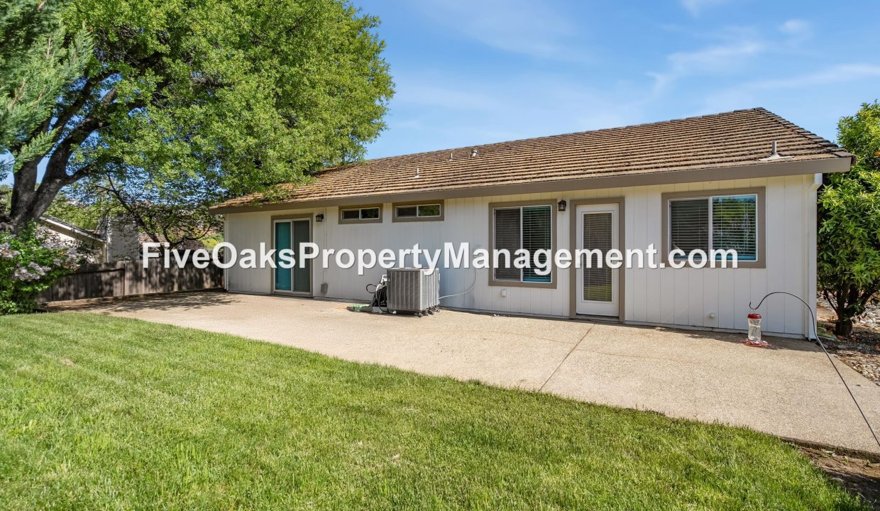 3301 Burberry Way (22)