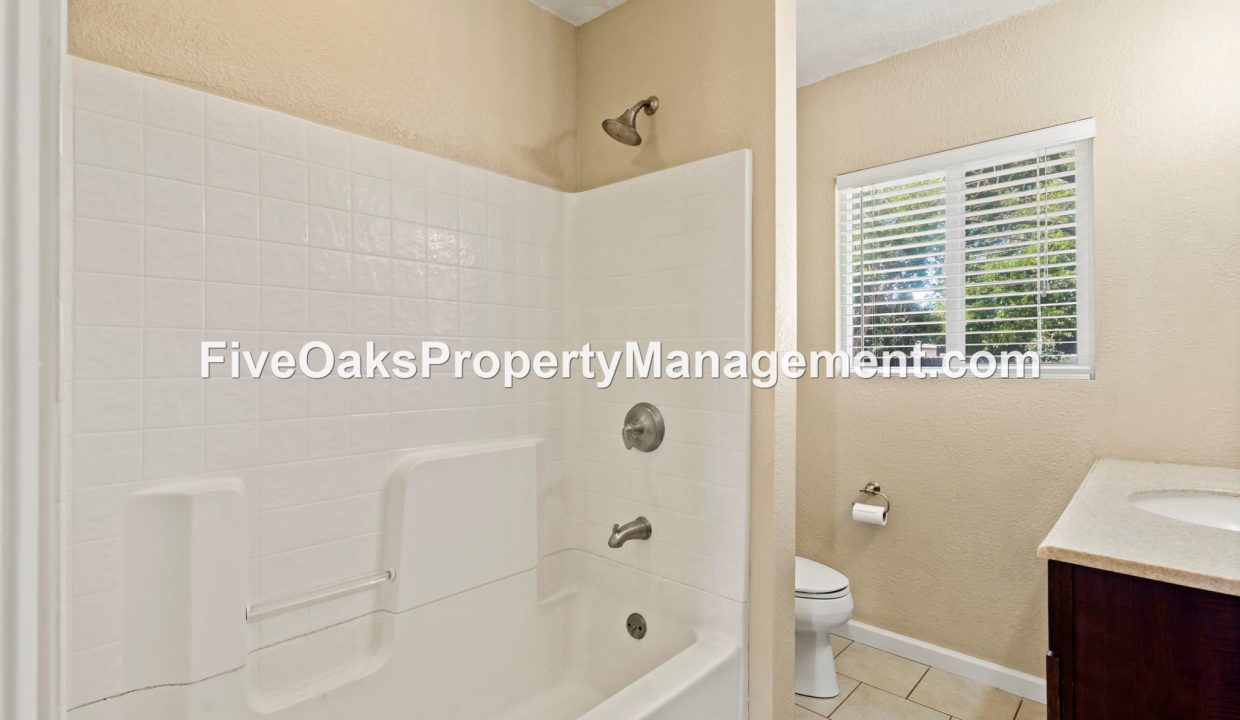 2529 Anna Way (14)