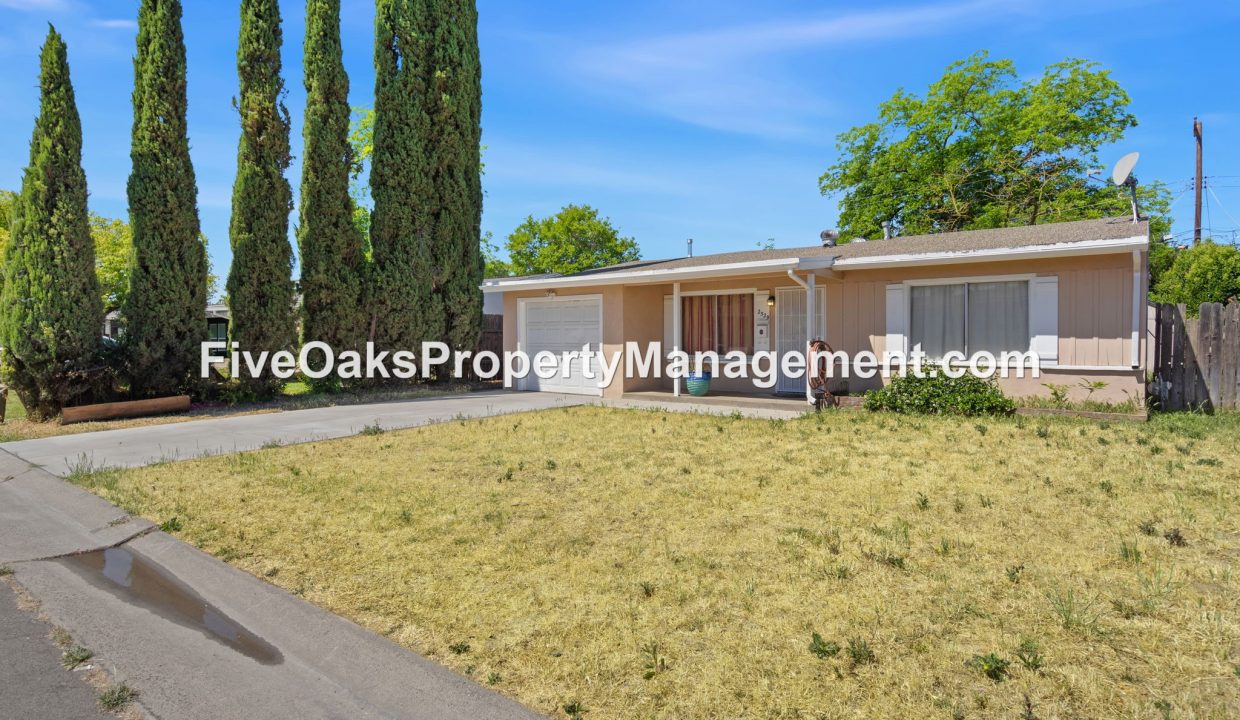 2529 Anna Way (2)