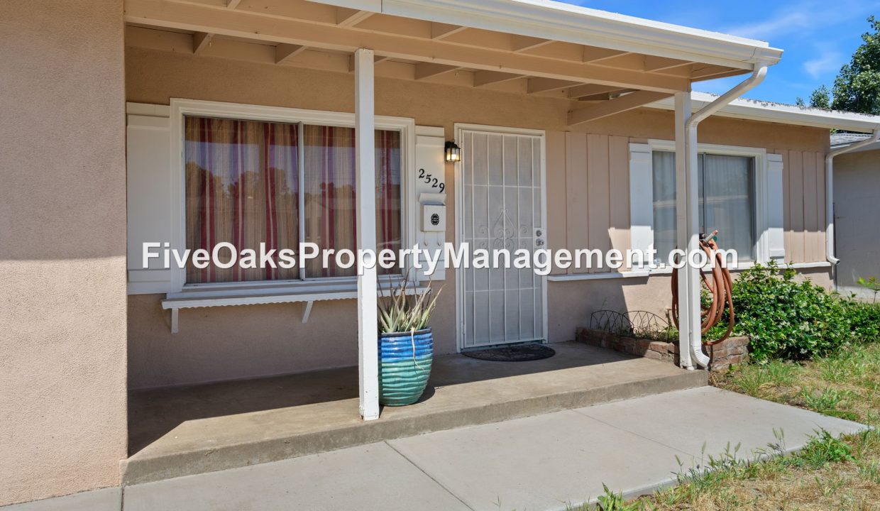 2529 Anna Way (3)