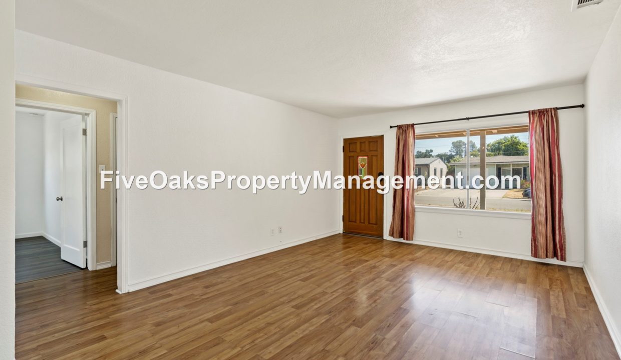 2529 Anna Way (5)