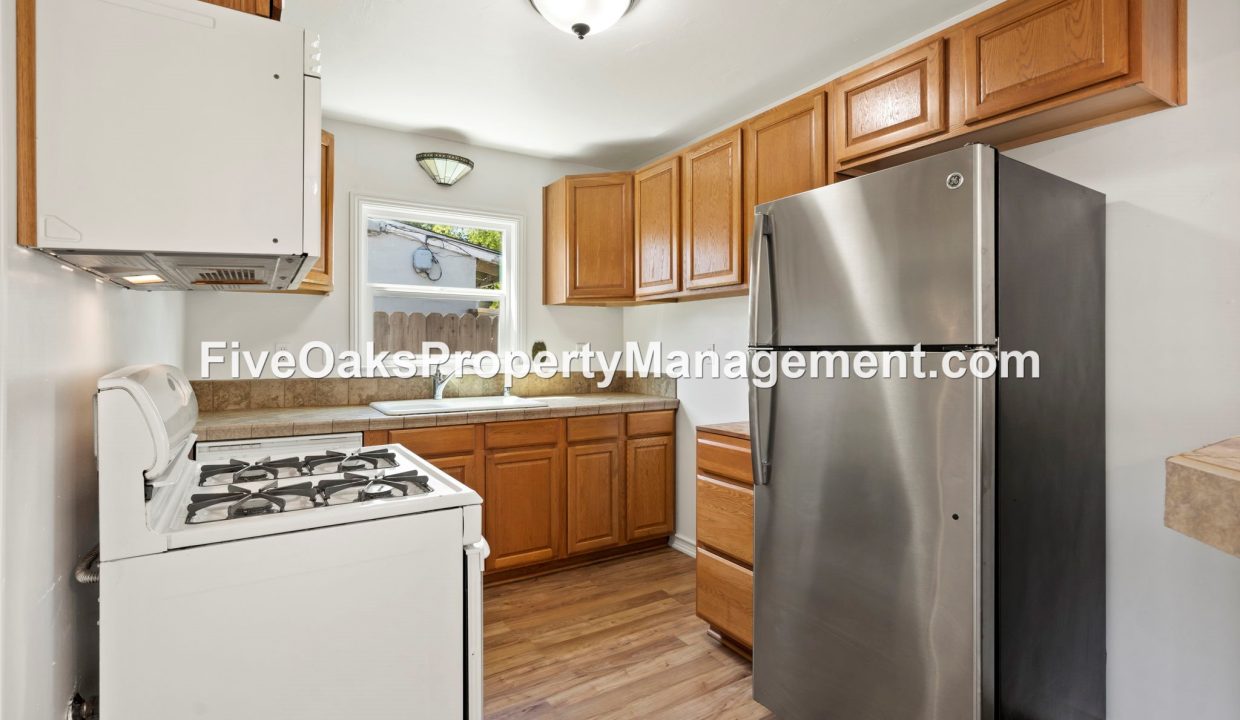 2529 Anna Way (9)
