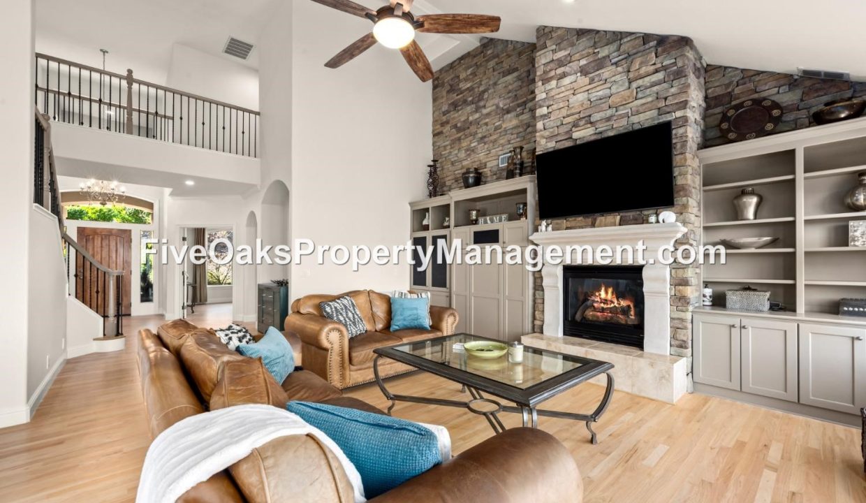 5185 Mertola Drive (17)
