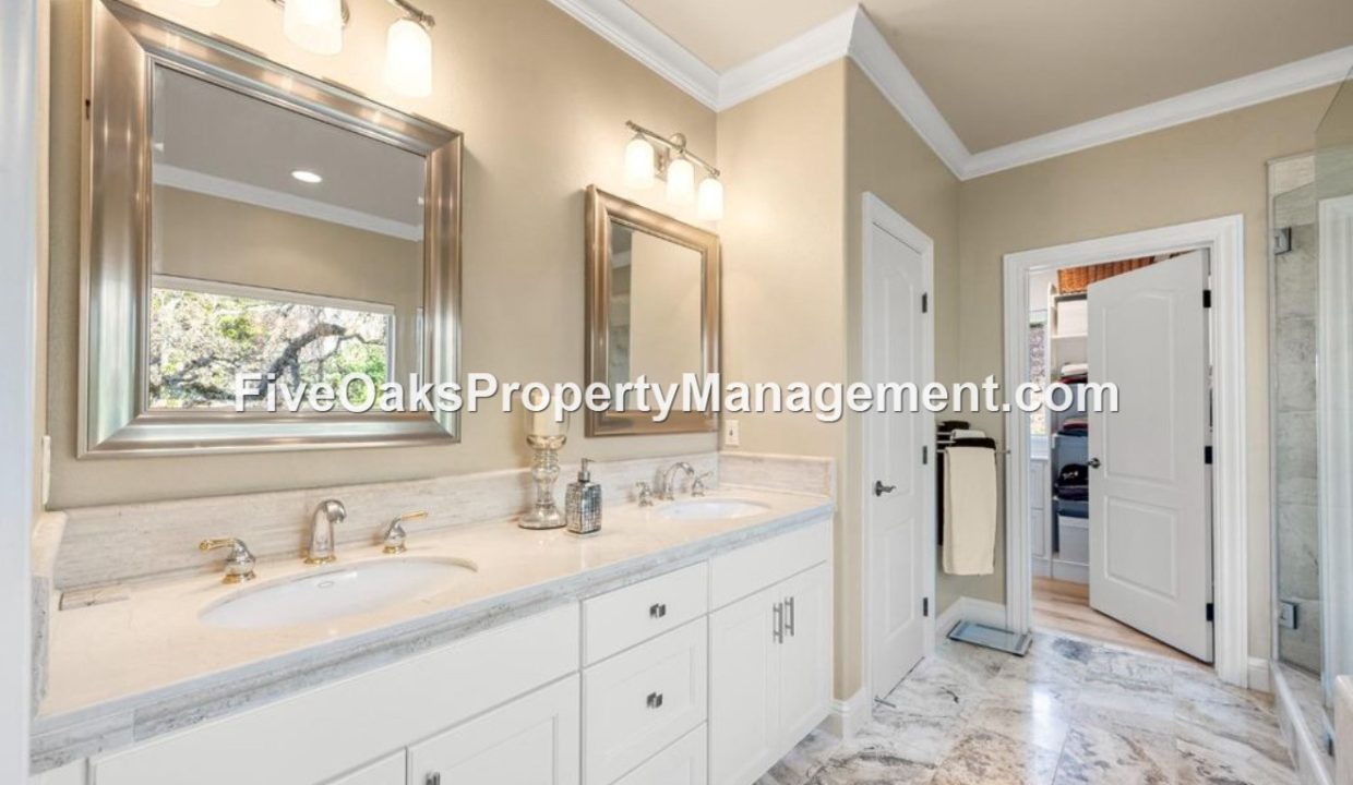 5185 Mertola Drive (27)