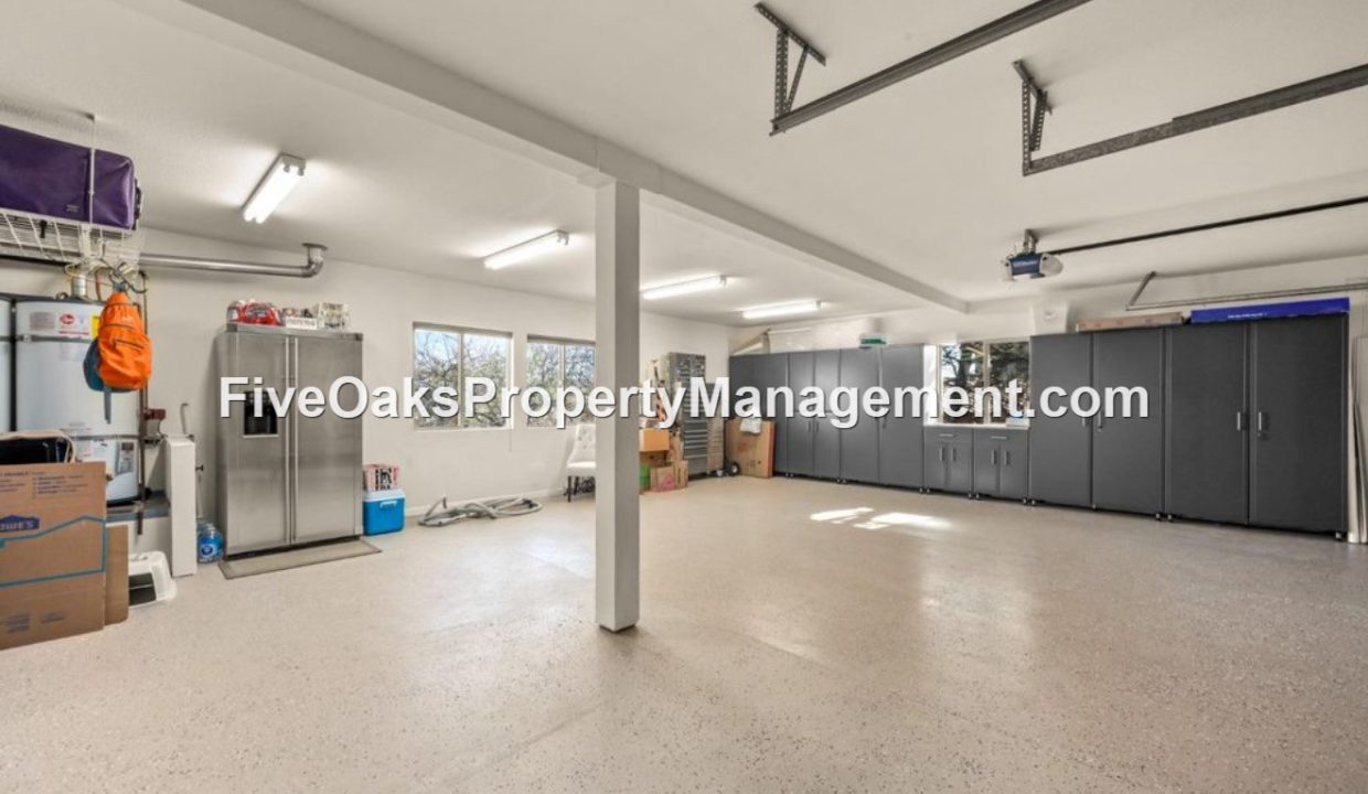 5185 Mertola Drive (29)