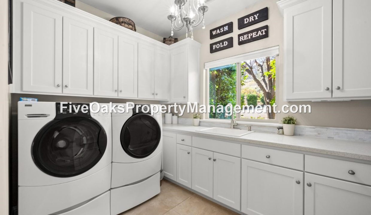 5185 Mertola Drive (41)