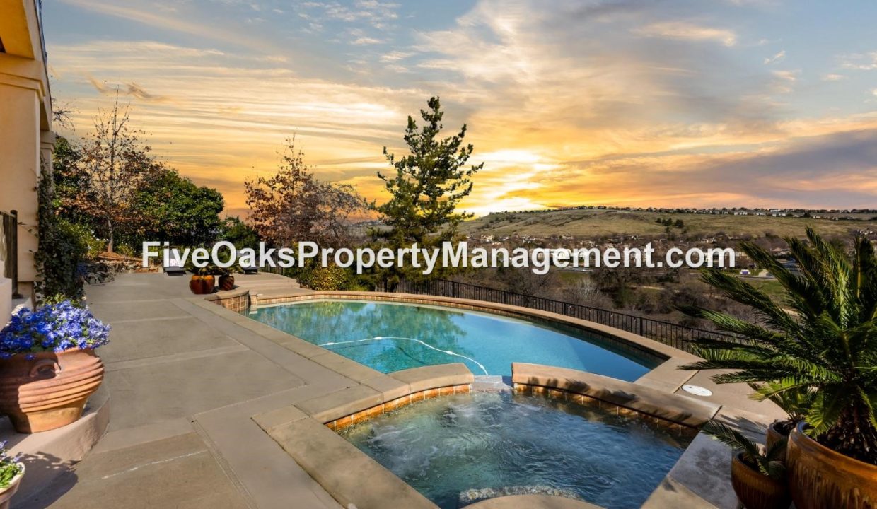 5185 Mertola Drive (5)