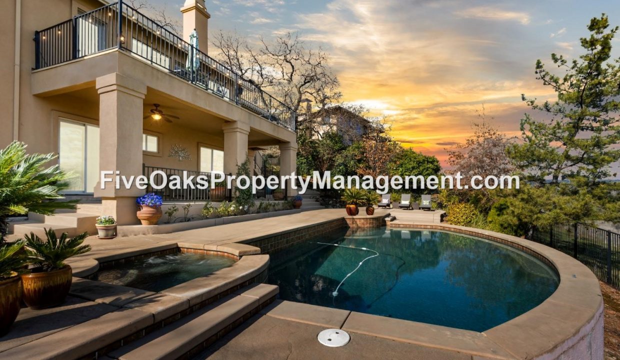 5185 Mertola Drive (6)