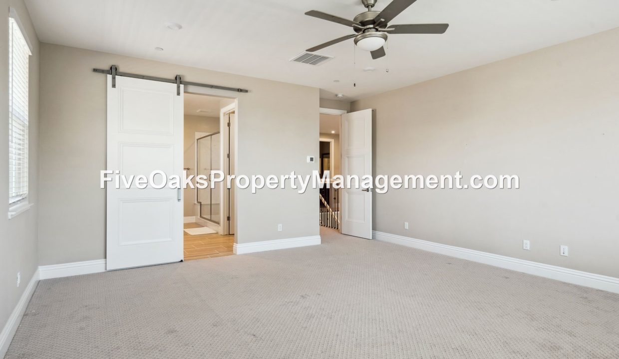 6990 Saratoga Estates Drive (15)