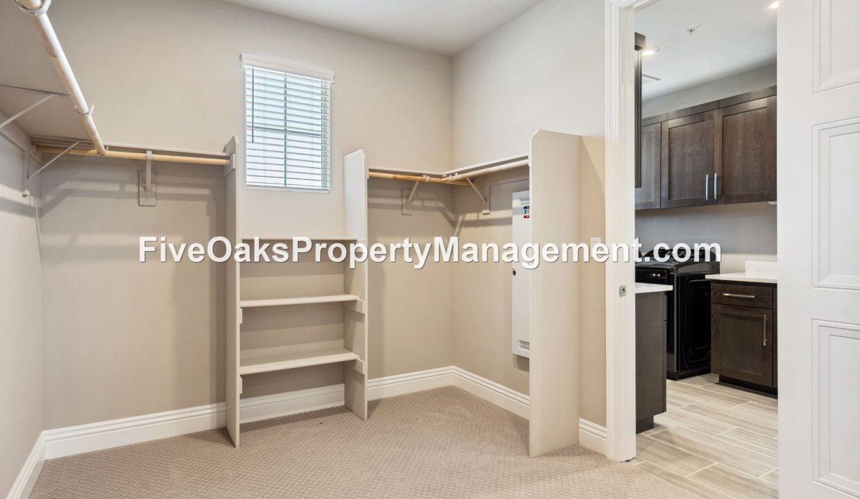 6990 Saratoga Estates Drive (19)