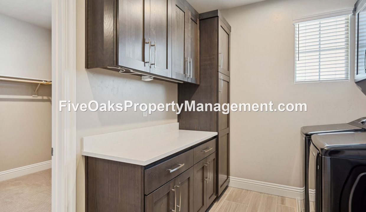 6990 Saratoga Estates Drive (25)