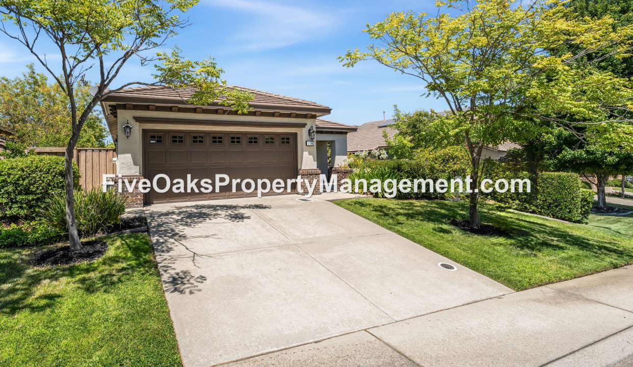 2242 Zittel Dr (1)