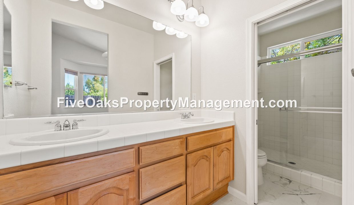2242 Zittel Dr (14)