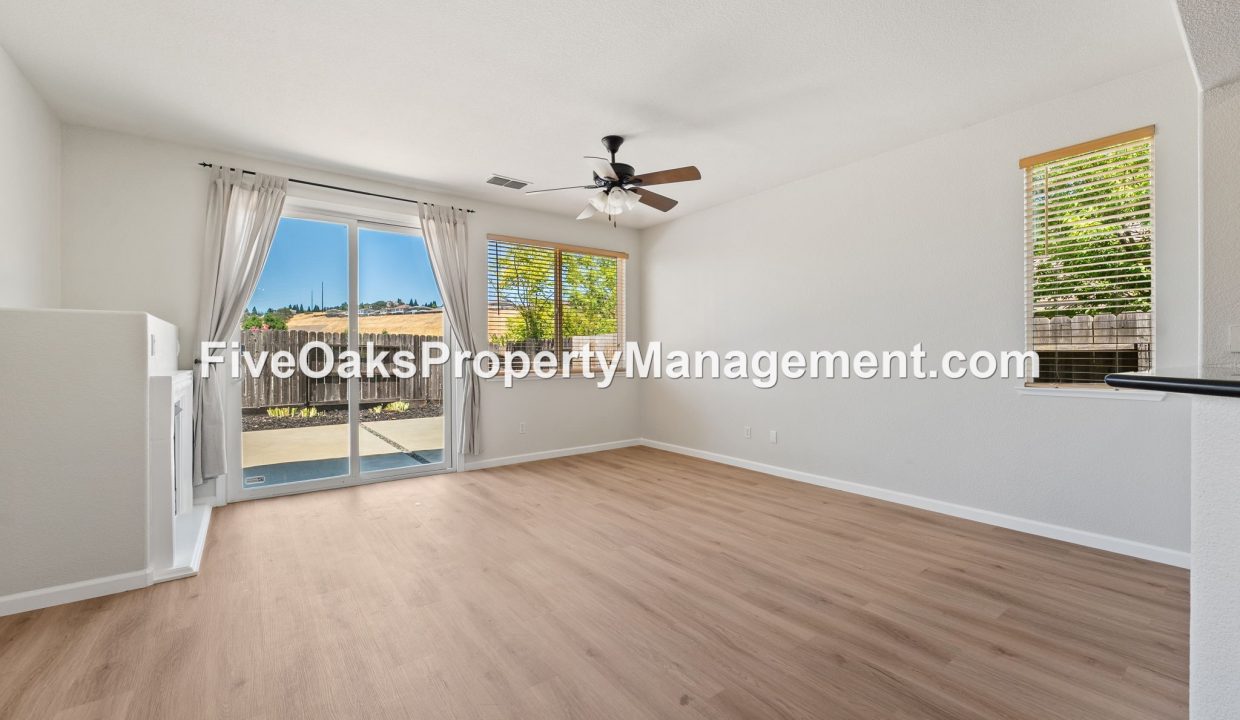 2242 Zittel Dr (4)
