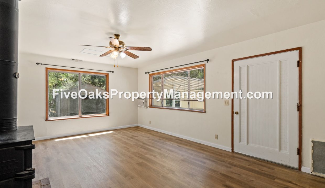 520 Fowler Lane (13)
