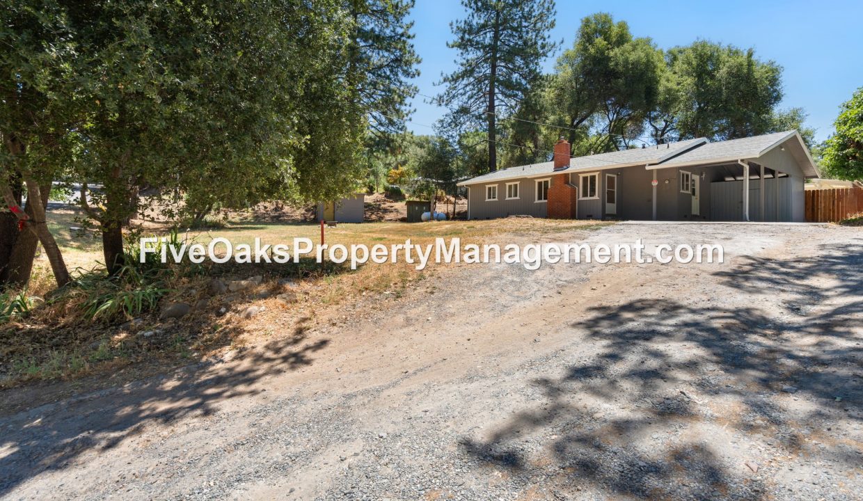 520 Fowler Lane (2)