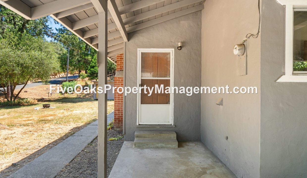 520 Fowler Lane (7)
