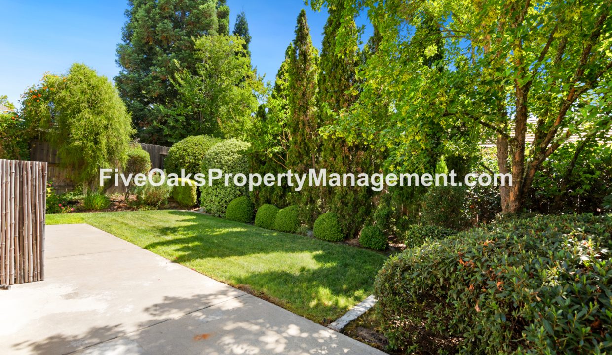 885 Rathbone Circle (13)