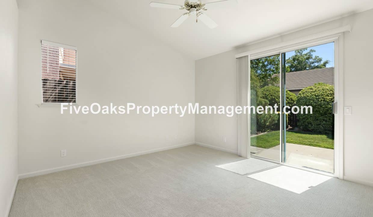 885 Rathbone Circle (3)