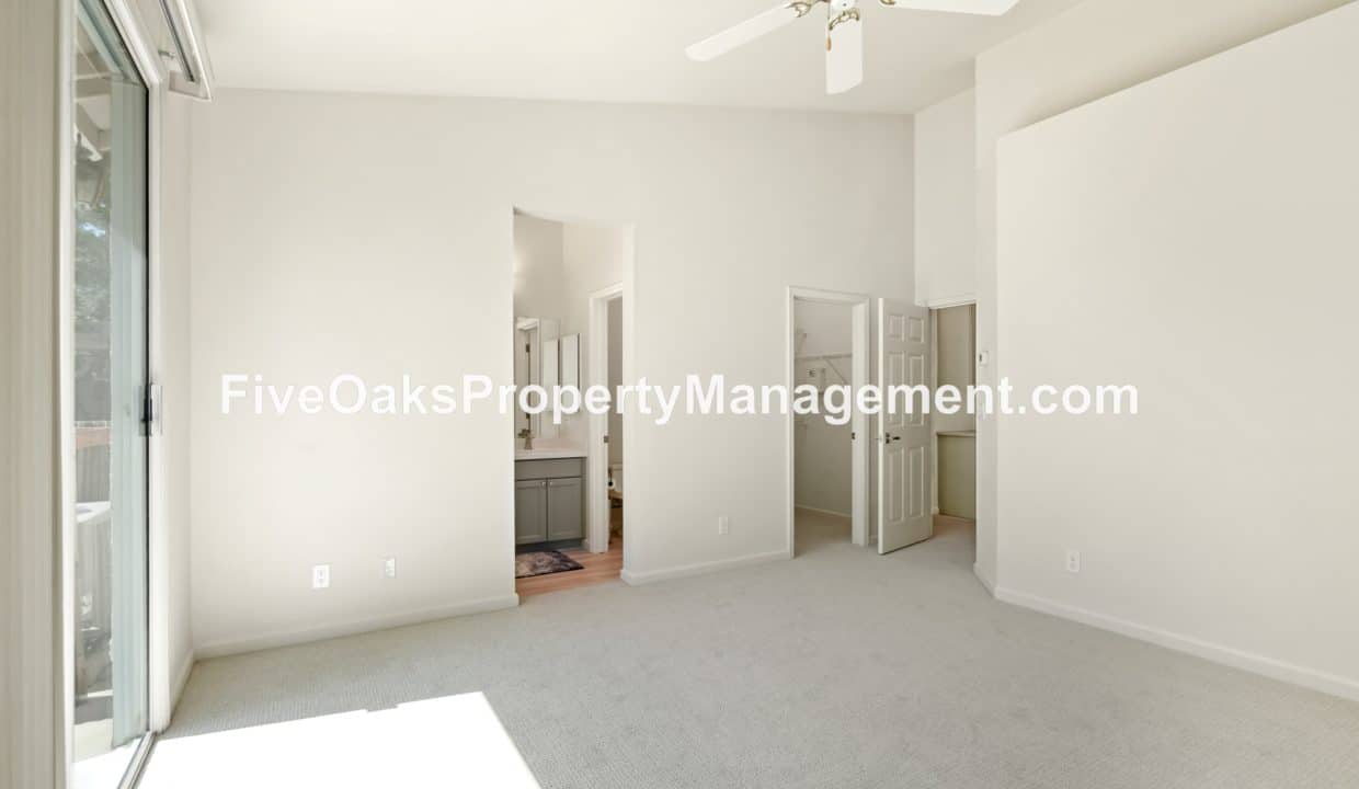 885 Rathbone Circle (4)