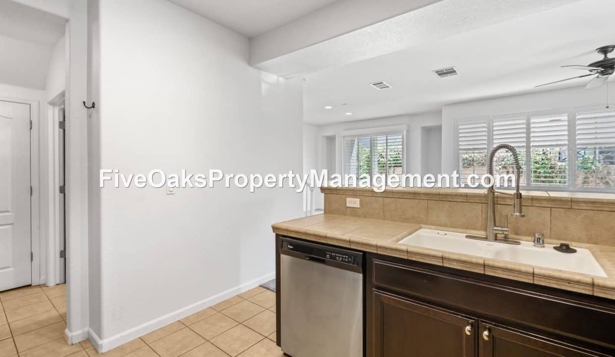 101 Matisse Lane (12)