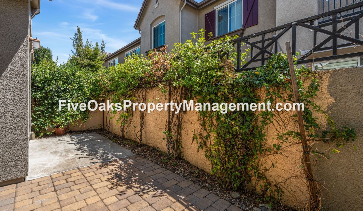 101 Matisse Lane (25)