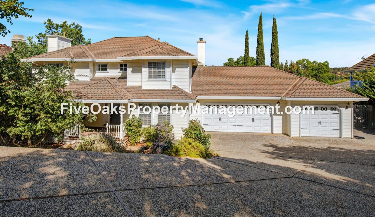 2025 Moonstone Circle (1)