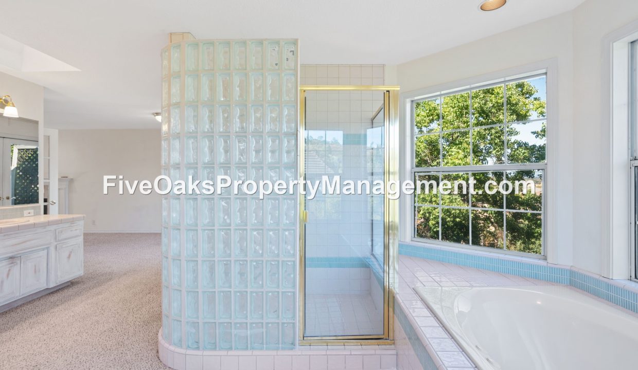 2025 Moonstone Circle (23)