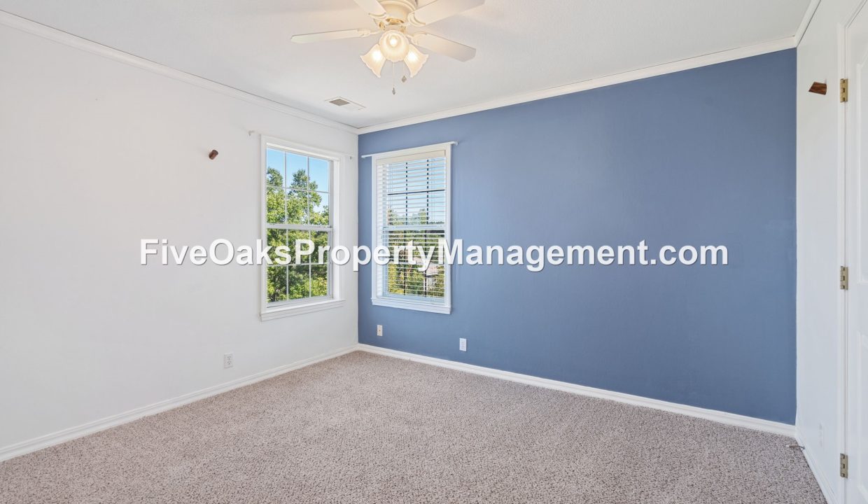 2025 Moonstone Circle (26)