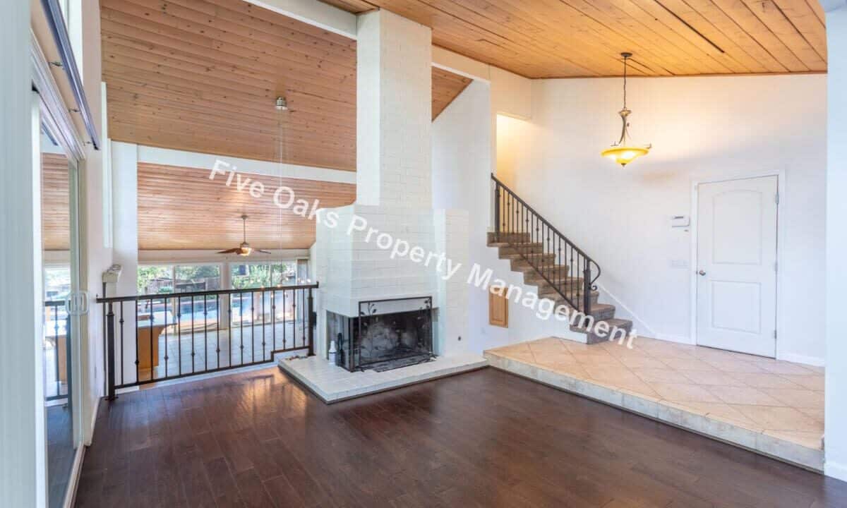 2815 Stanford Lane (10)