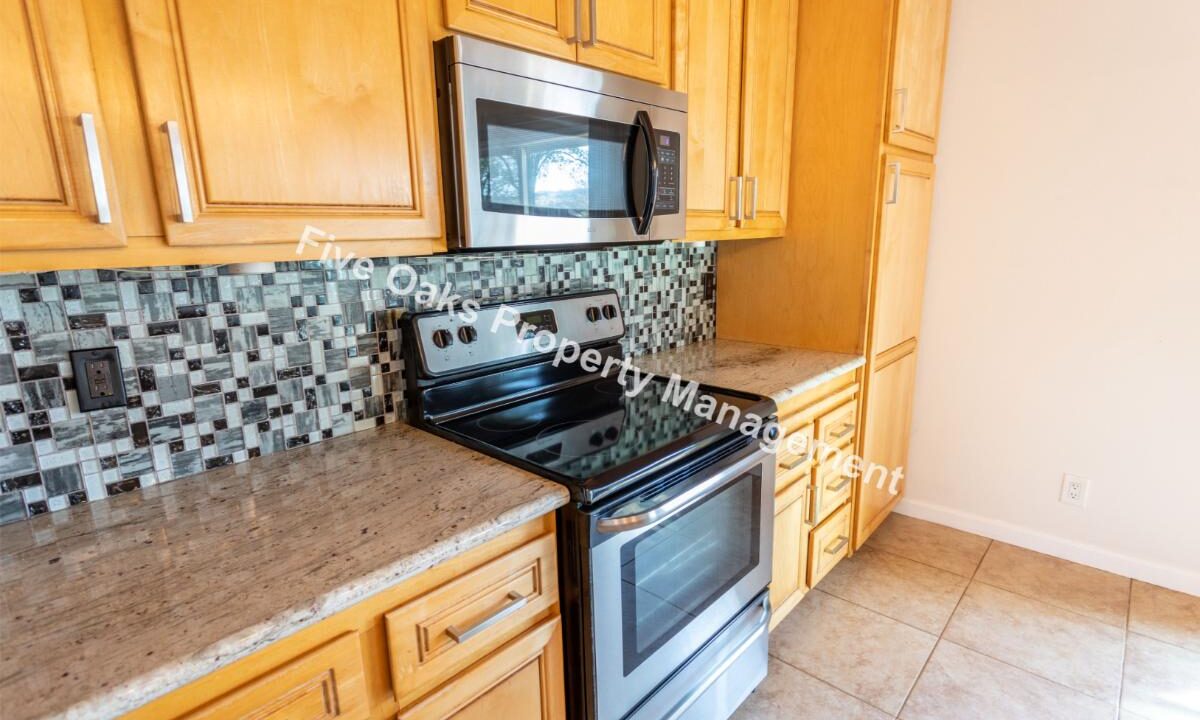 2815 Stanford Lane (15)