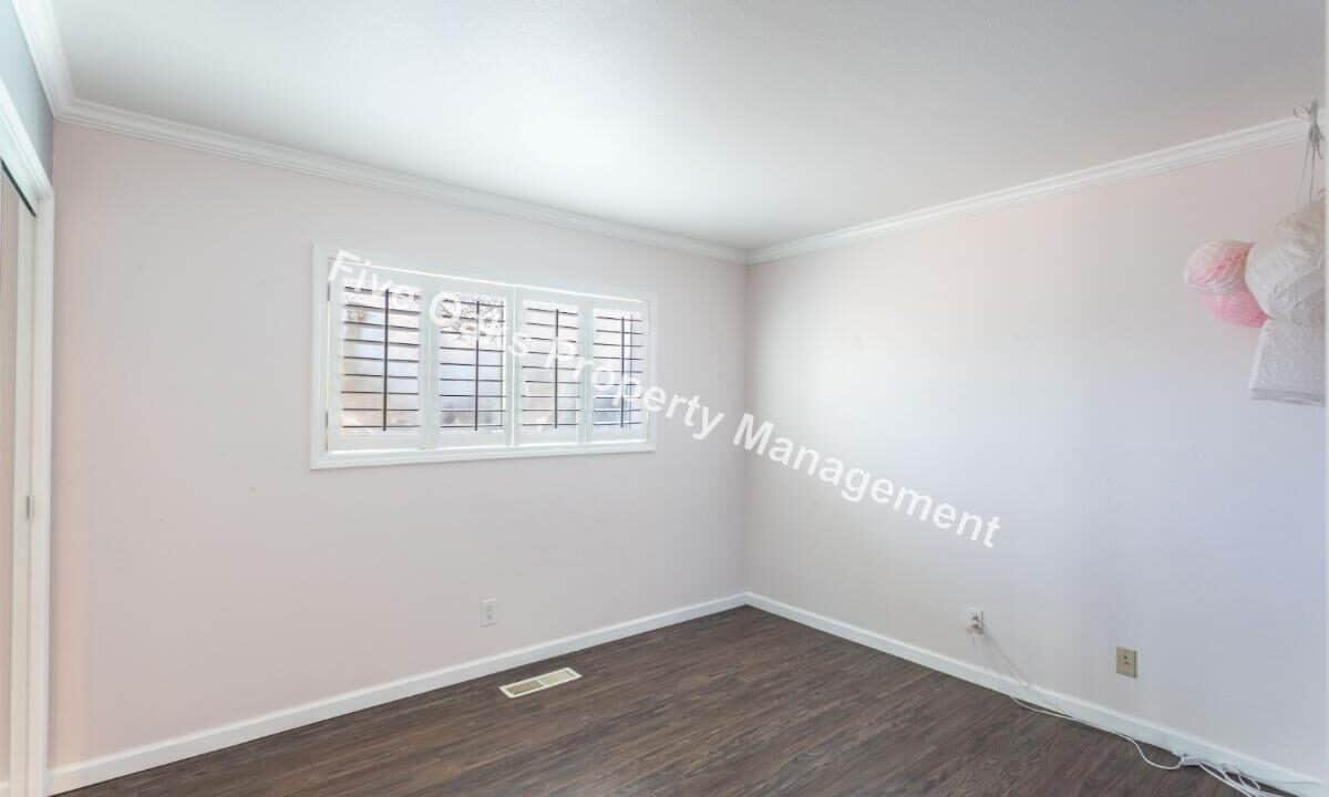 2815 Stanford Lane (18)
