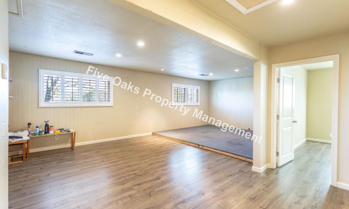 2815 Stanford Lane (25)