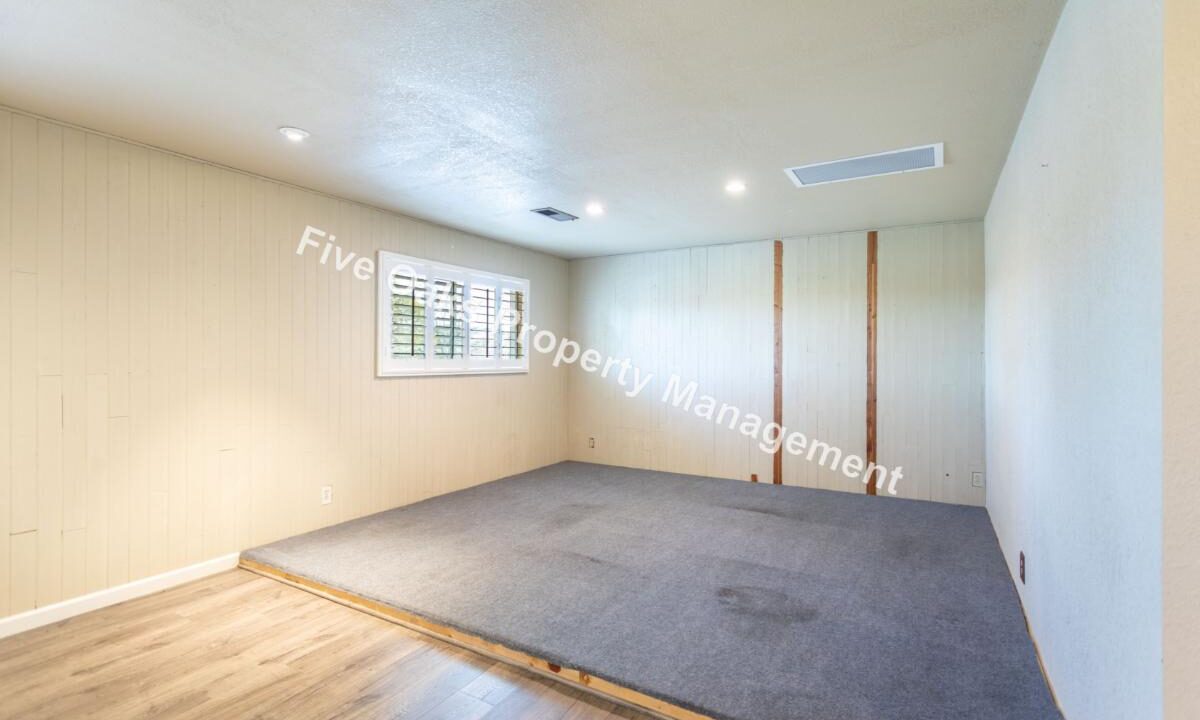 2815 Stanford Lane (27)