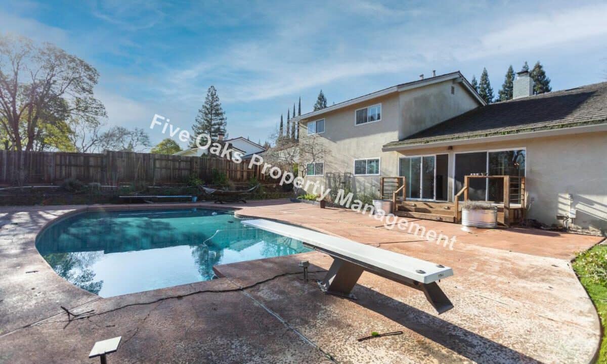 2815 Stanford Lane (30)
