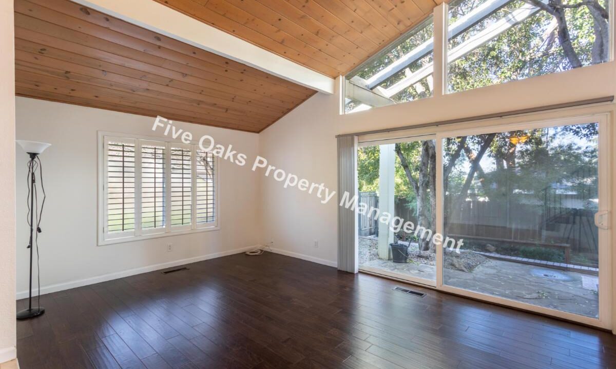 2815 Stanford Lane (9)