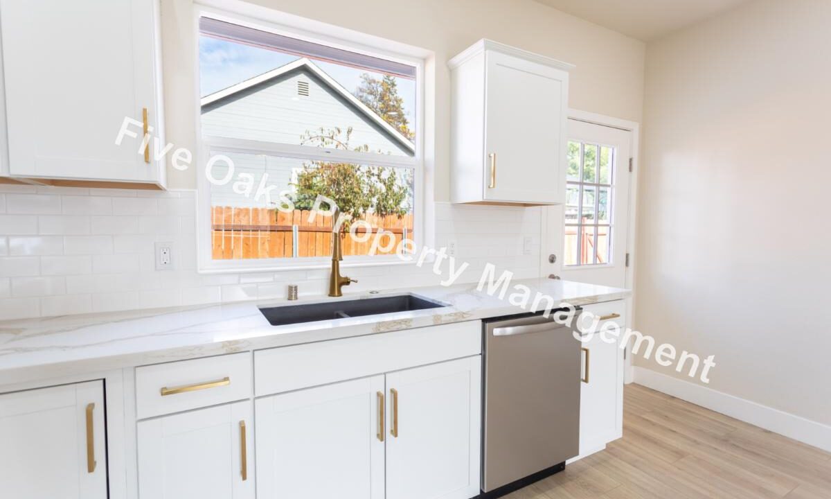 811.5 Natoma Street (22)