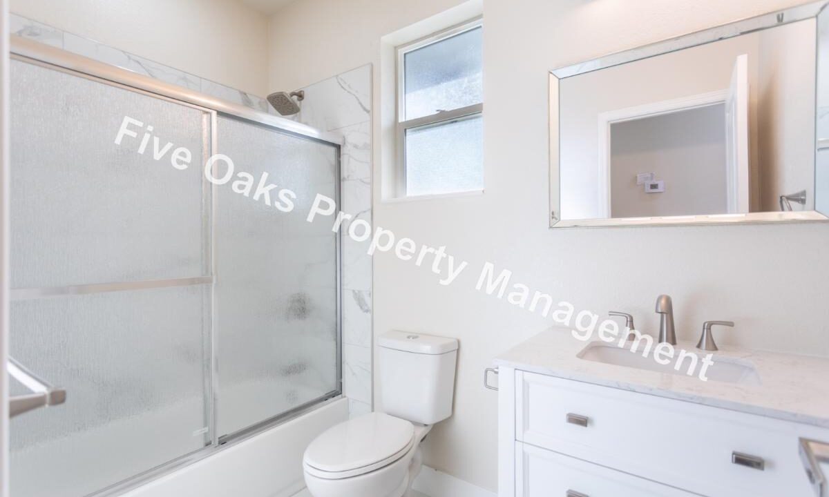811.5 Natoma Street (27)